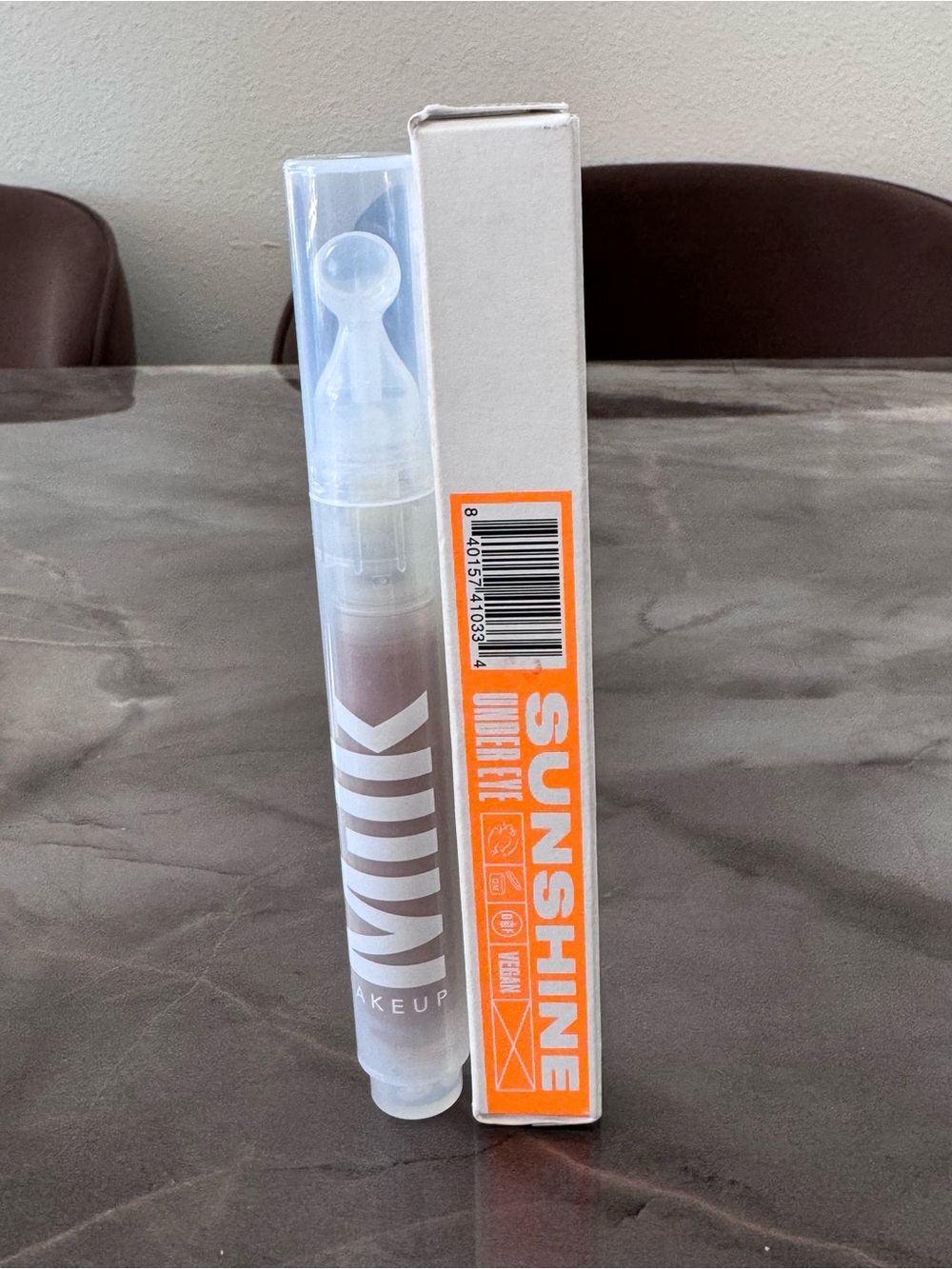 MILK MAKEUP 
Sunshine Under Eye Brightening Light Coverage Concealer Shade 6